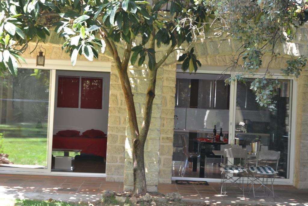 Hotel Mas Les Filaos Carpentras Exteriér fotografie